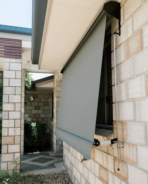 Automatic Awnings 33
